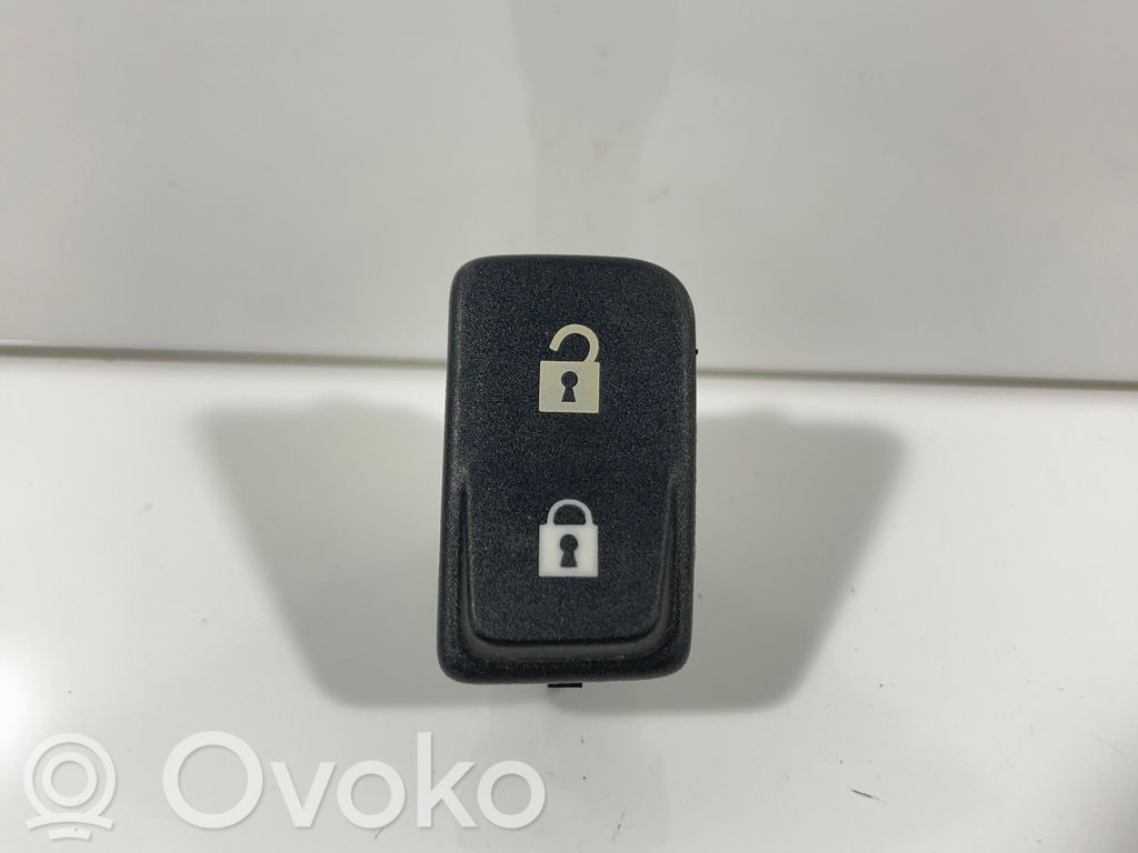Volvo V50 Central locking switch button 