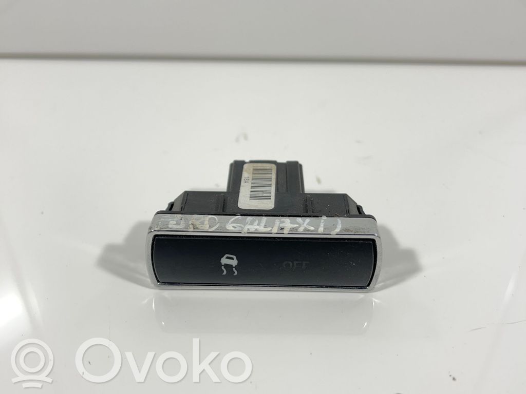 Traction control (ASR) switch   2C418AB