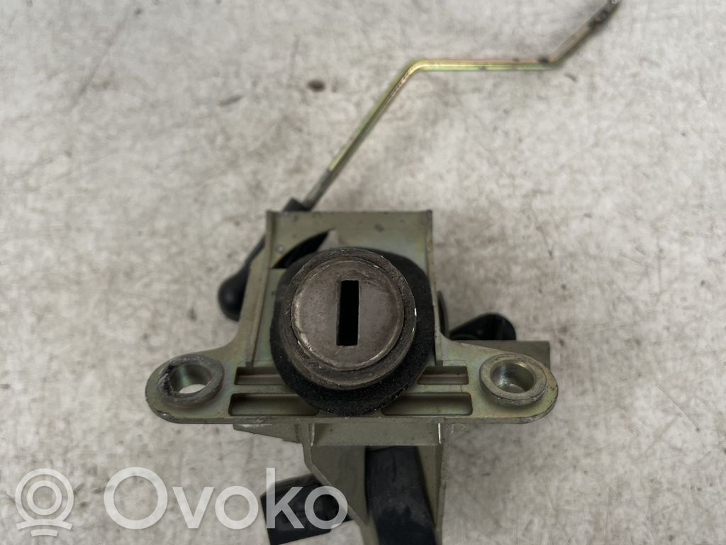 Audi A4 S4 B5 8D Tailgate exterior lock 