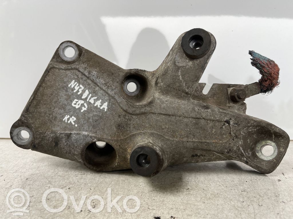 BMW 1 E81 E87 Engine mounting bracket 
