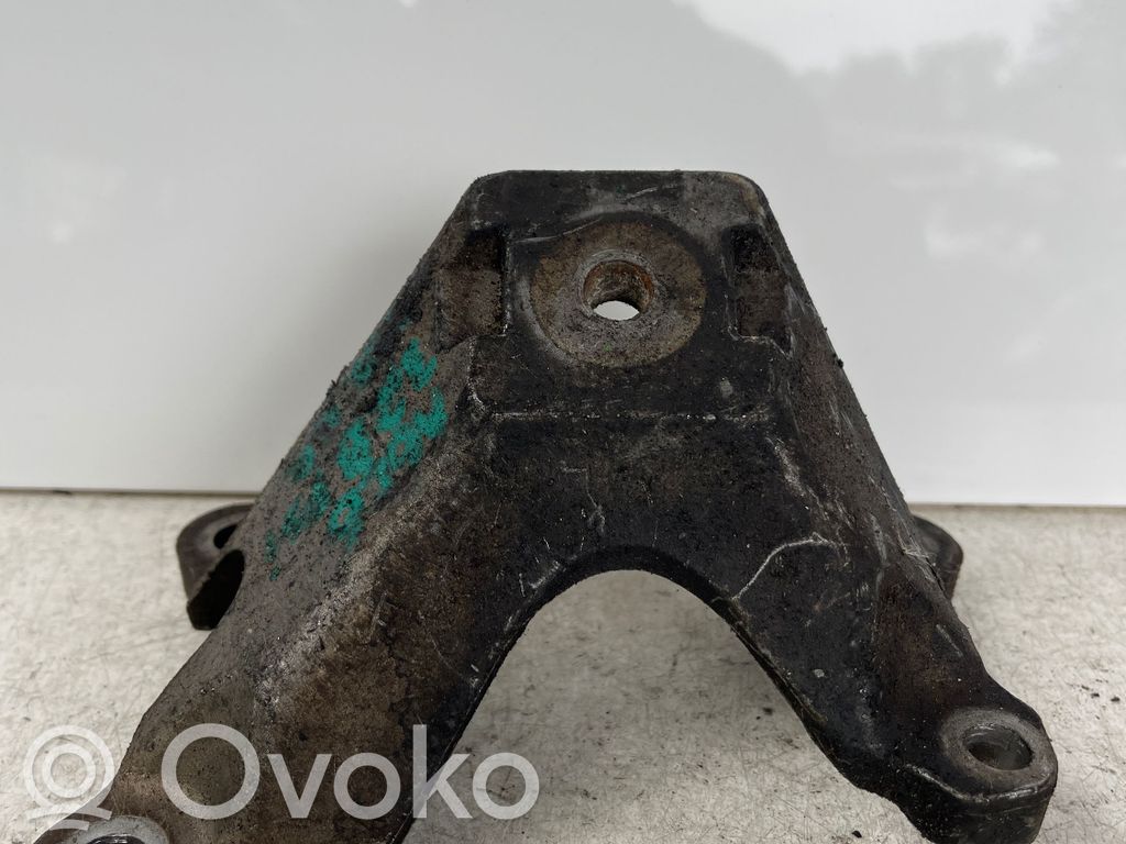 Audi A6 S6 C6 4F Engine mounting bracket 