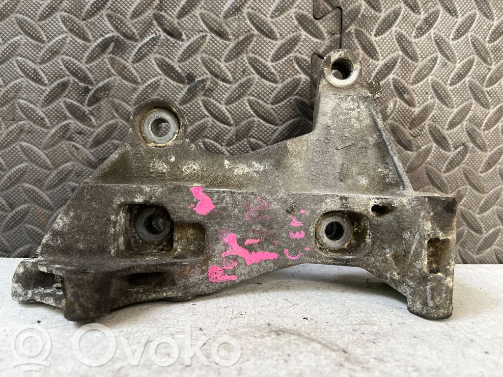 Volkswagen Polo Generator/alternator bracket 