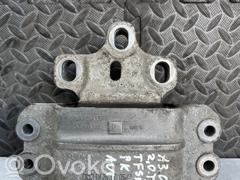 Audi A3 S3 8P Gearbox mounting bracket 