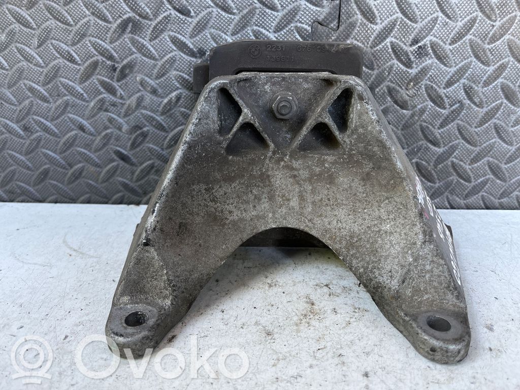 BMW 5 E60 E61 Pārnesumkārbas stiprinājuma kronšteins 