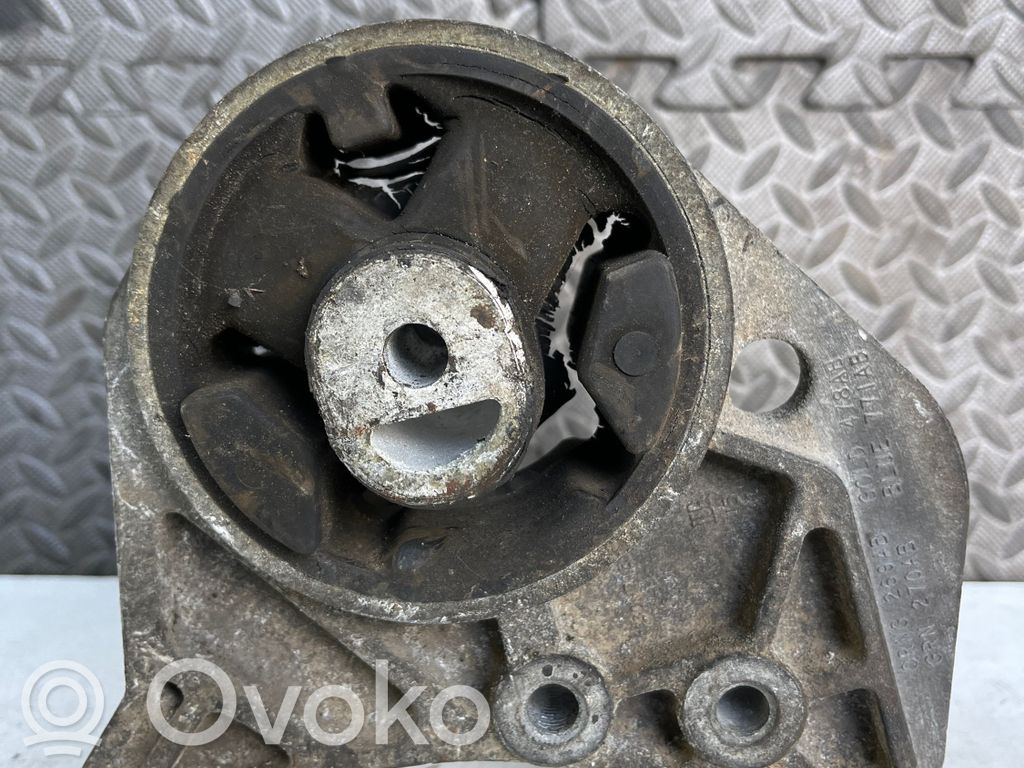 Chrysler Voyager Gearbox mount 