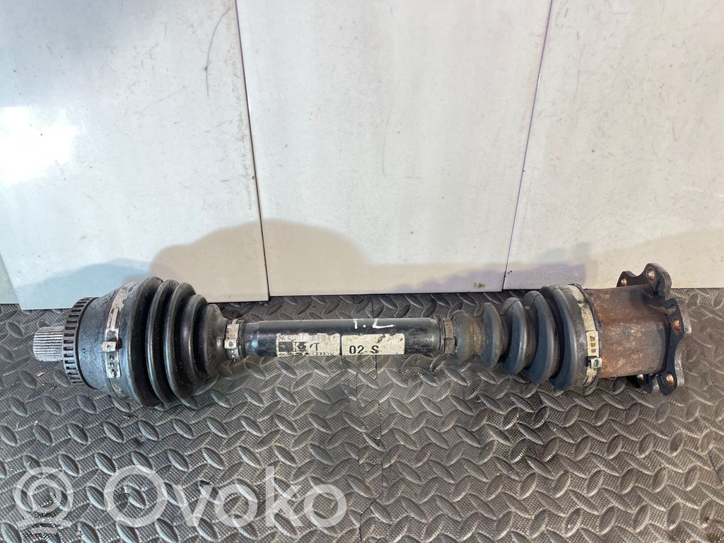 Audi A4 S4 B6 8E 8H Etuvetoakseli 