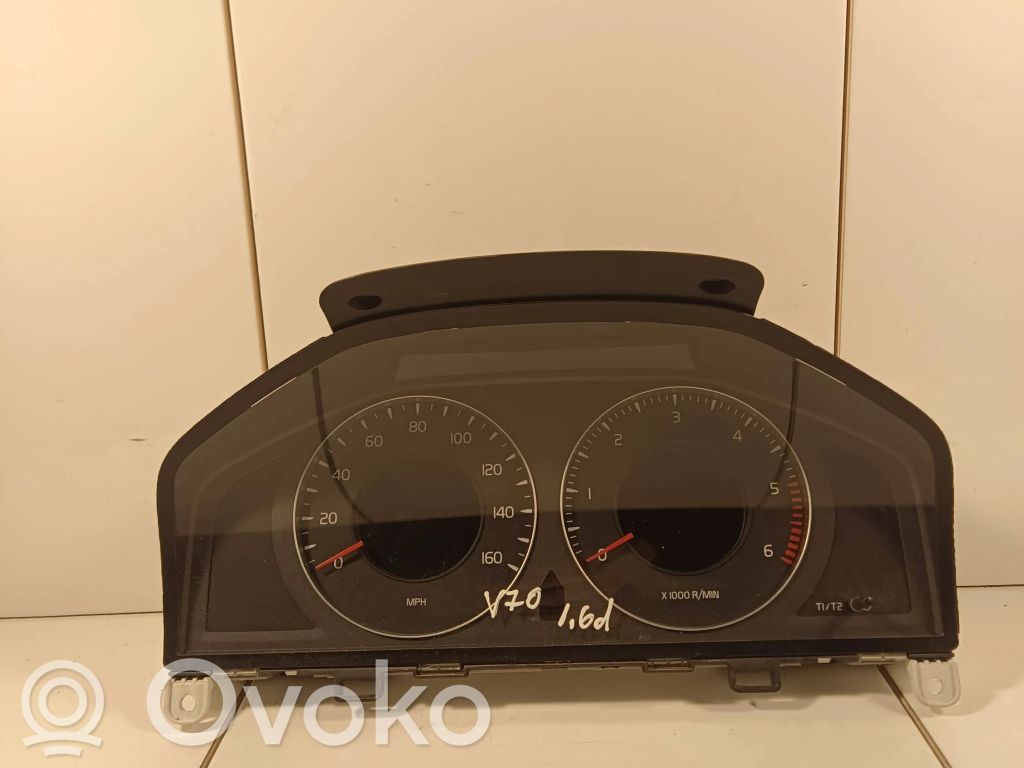 Volvo V70 Licznik / Prędkościomierz 