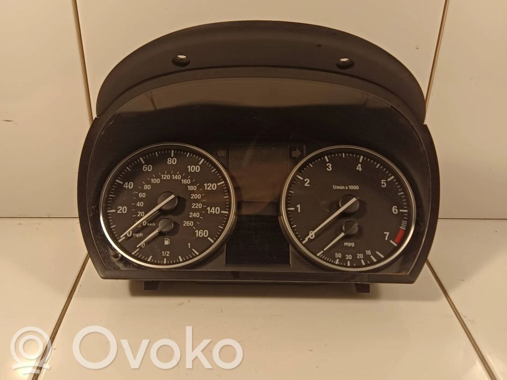 BMW 3 E90 E91 Nopeusmittari (mittaristo) 