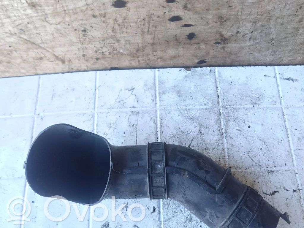 Jeep Grand Cherokee (WK) Air intake duct part 