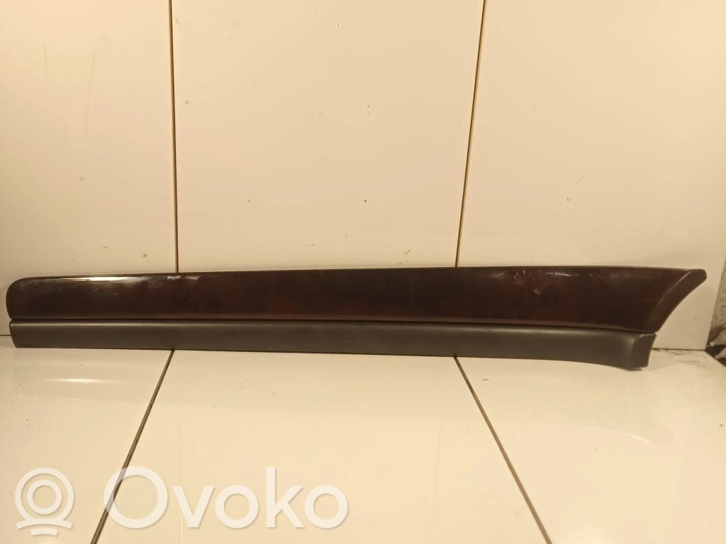 Front door trim bar   4E0867409