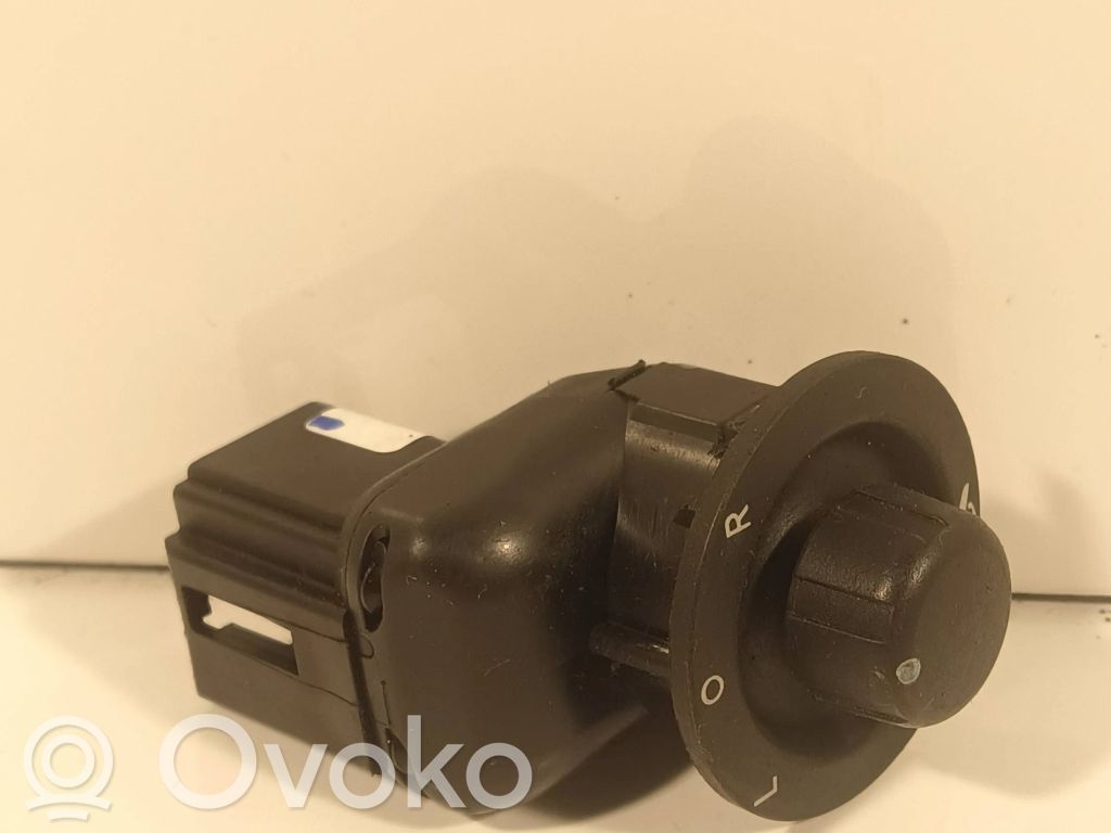 Jeep Grand Cherokee (WK) Wing mirror switch 