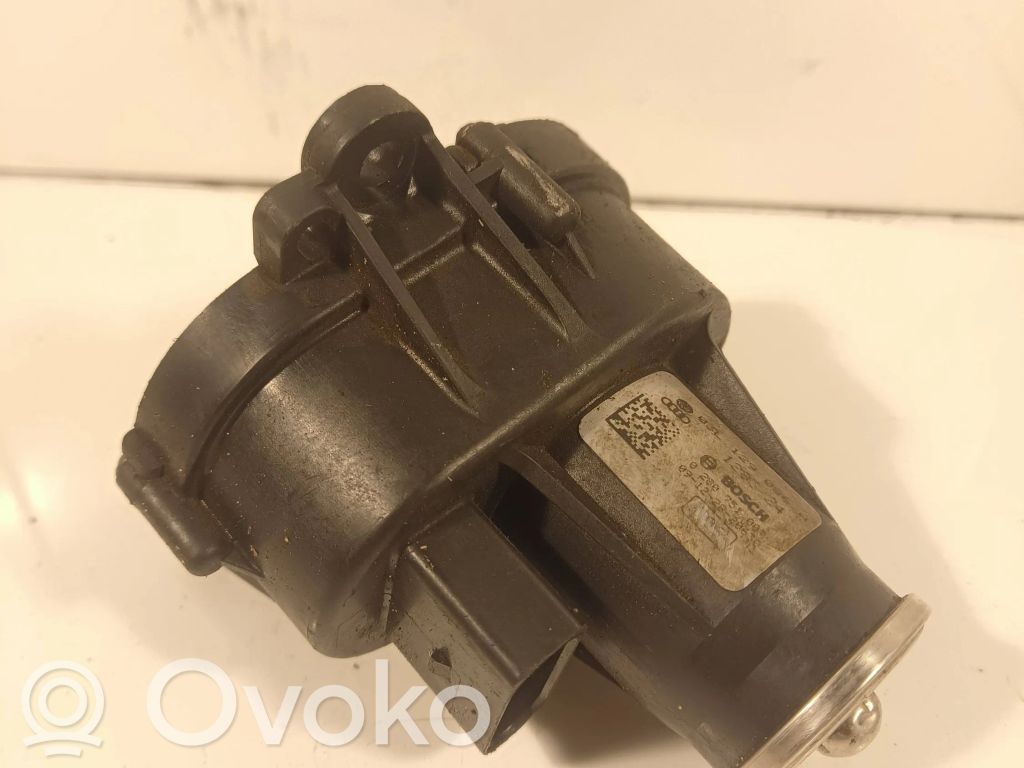Skoda Octavia Mk2 (1Z) Zawór kolektora ssącego 