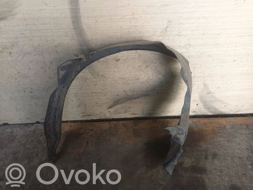 Volvo S40, V40 Nadkole przednie 