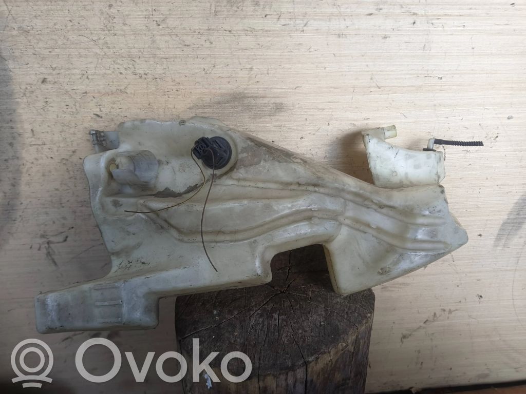 Audi A4 S4 B6 8E 8H Zbiornik płynu do spryskiwaczy szyby przedniej / czołowej 