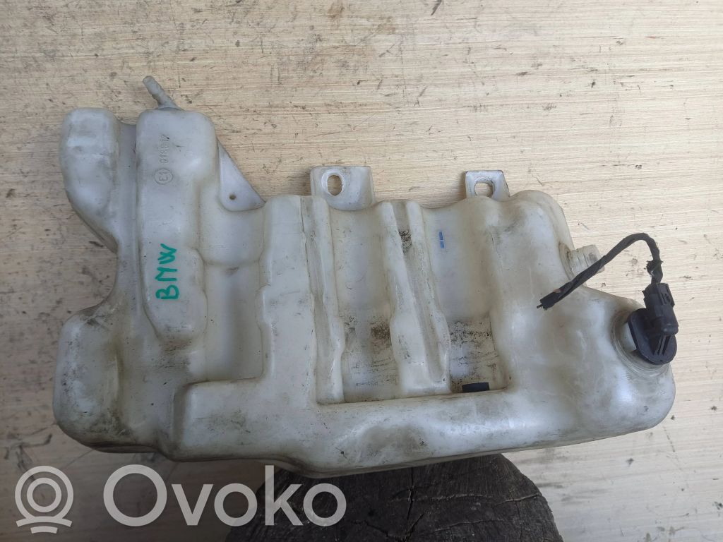 BMW 5 E39 Langų skysčio bakelis 