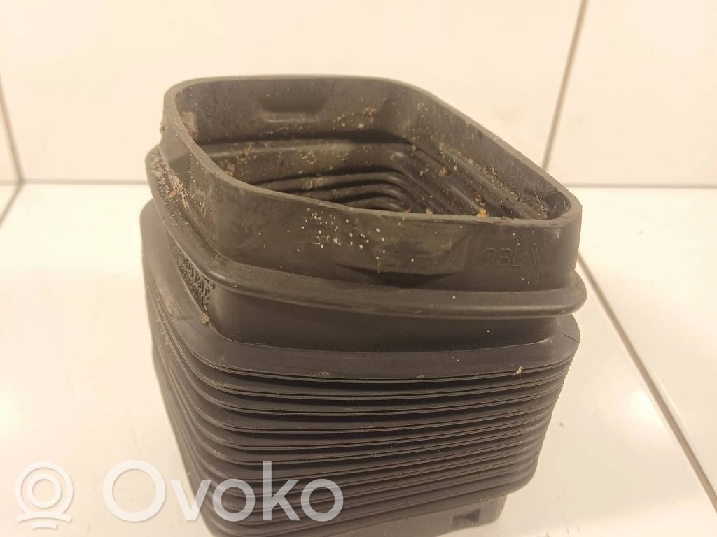 Audi A6 S6 C6 4F Część rury dolotu powietrza 