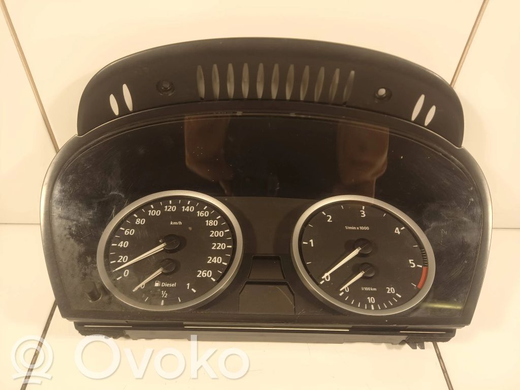 BMW 5 E60 E61 Nopeusmittari (mittaristo) 