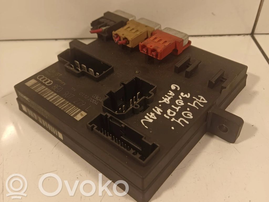 Audi A4 S4 B6 8E 8H Modul confort 