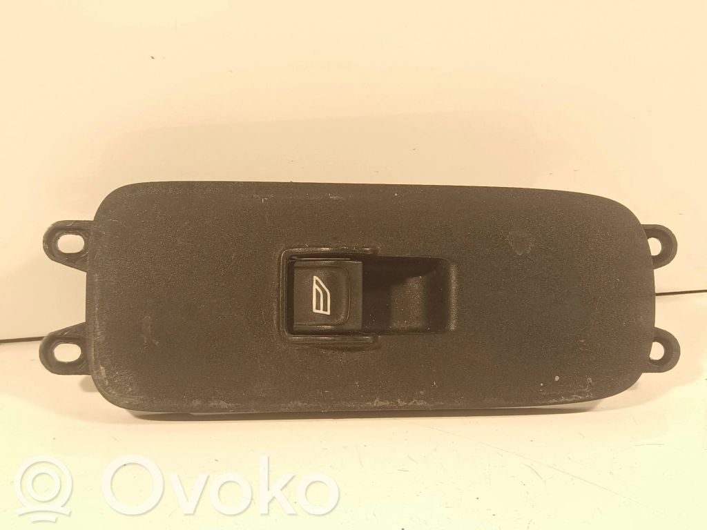 Volvo XC60 Electric window control switch 