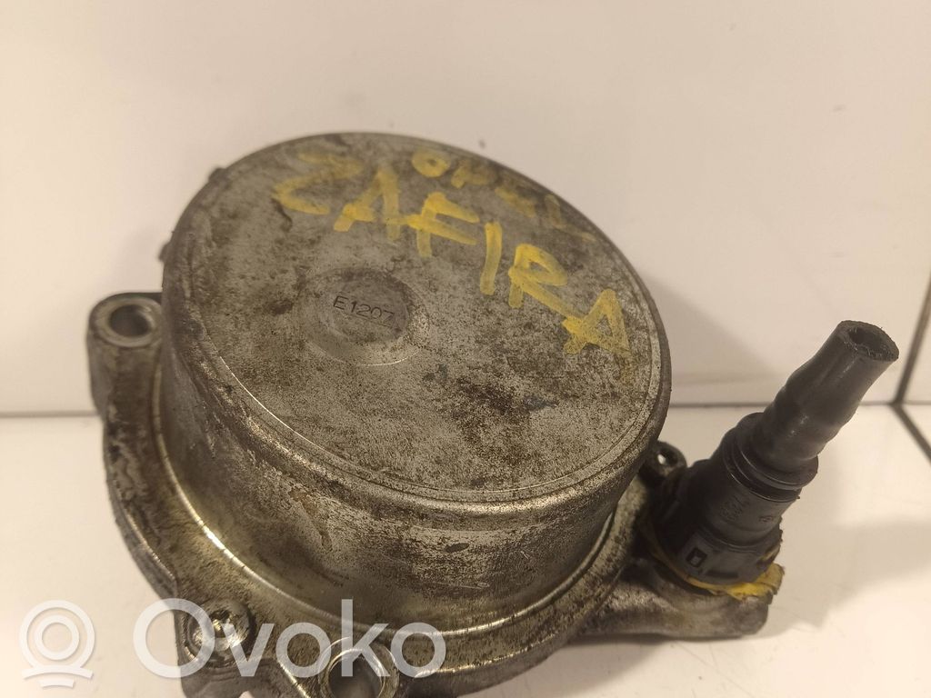 Opel Zafira B Alipainepumppu 