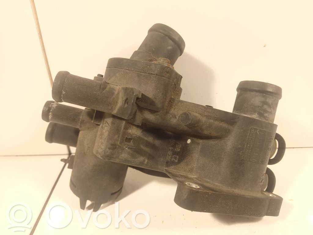 Volkswagen Golf IV Termostat / Obudowa termostatu 