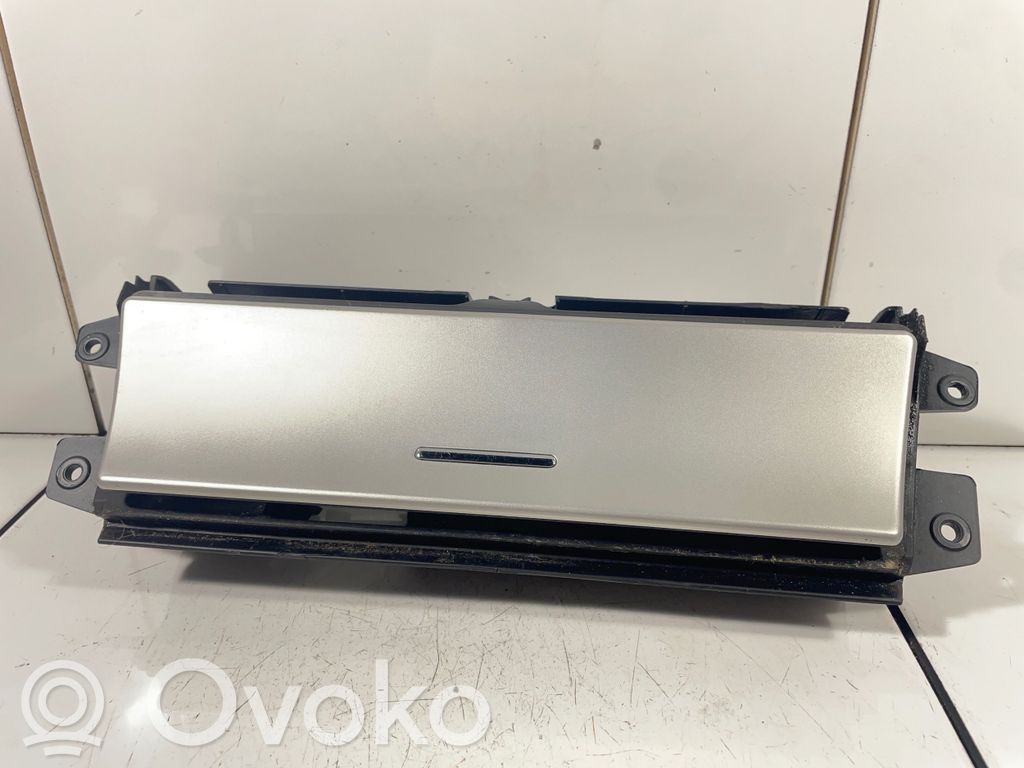 BMW X5 E53 Pelnutrauks 
