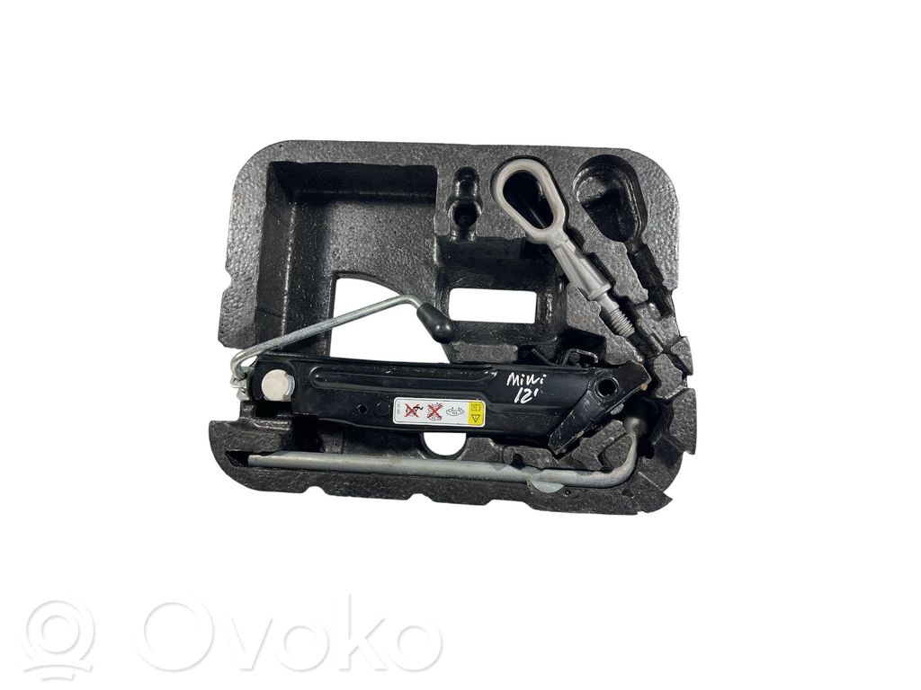 Mini One - Cooper R57 Tool set 