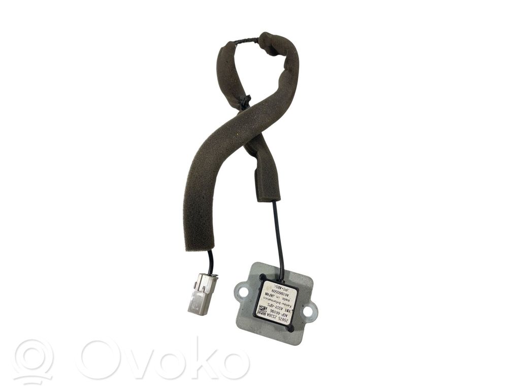 Nissan Navara D40 Antena (GPS antena) 