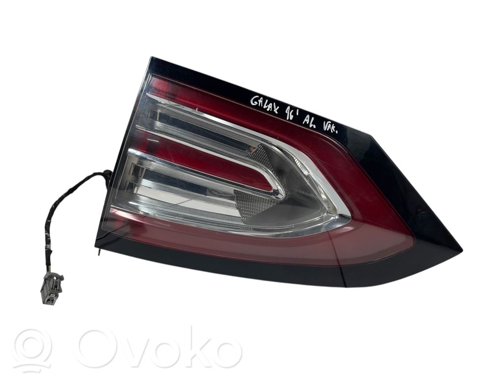 Ford Galaxy Takaluukun takavalot 