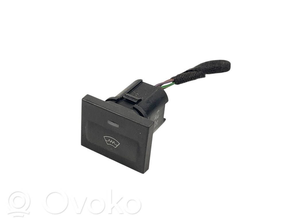 Ford Focus C-MAX Windscreen/window heater switch 