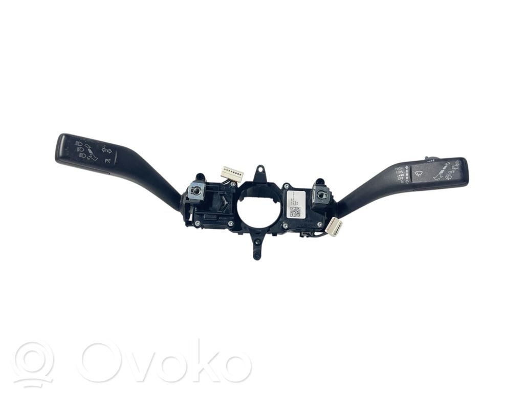 Volkswagen Tiguan Wiper turn signal indicator stalk/switch 