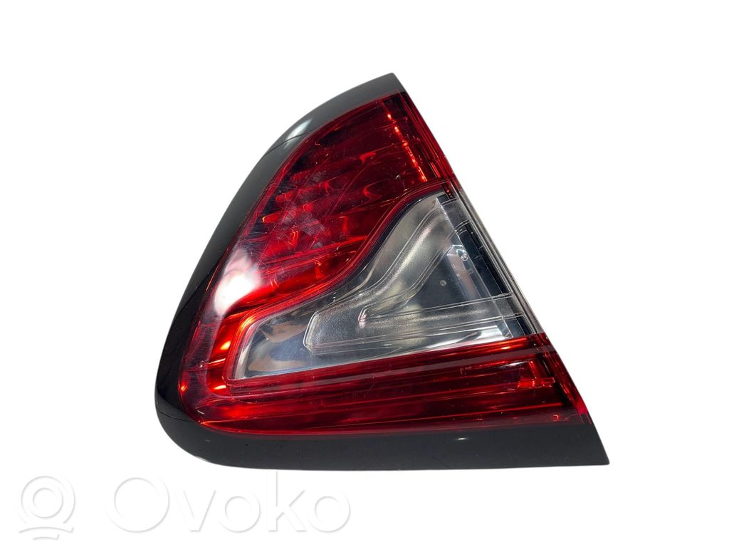 Renault Captur Rear/tail lights 