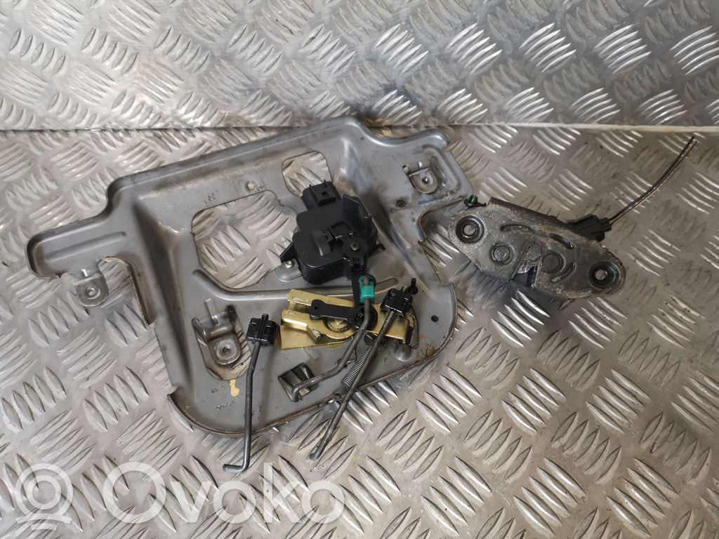 Chrysler PT Cruiser Spyna galinio dangčio 