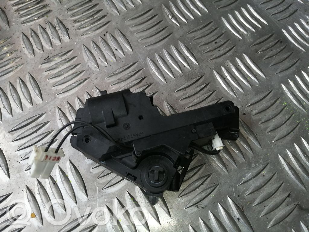 Volkswagen PASSAT B6 Scheinwerferstellmotor 