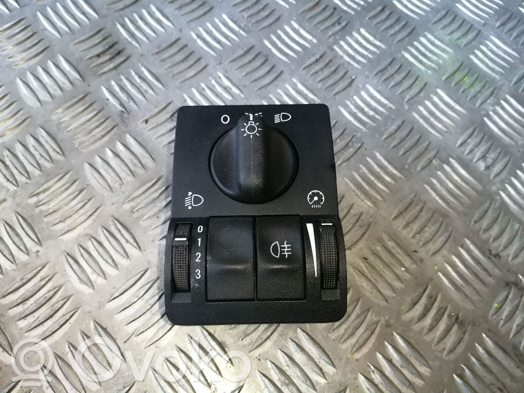 Light switch   09180774,09181045