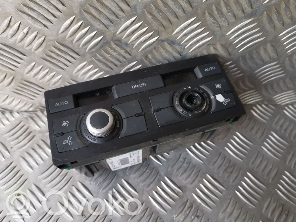 Audi Q7 4L Climate control unit 