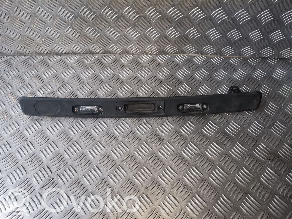Volvo XC60 Éclairage de plaque d'immatriculation 