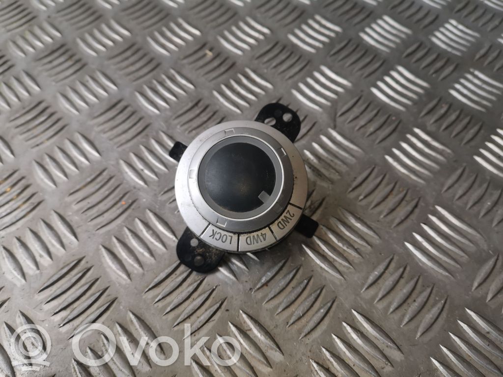 Differential lock switch