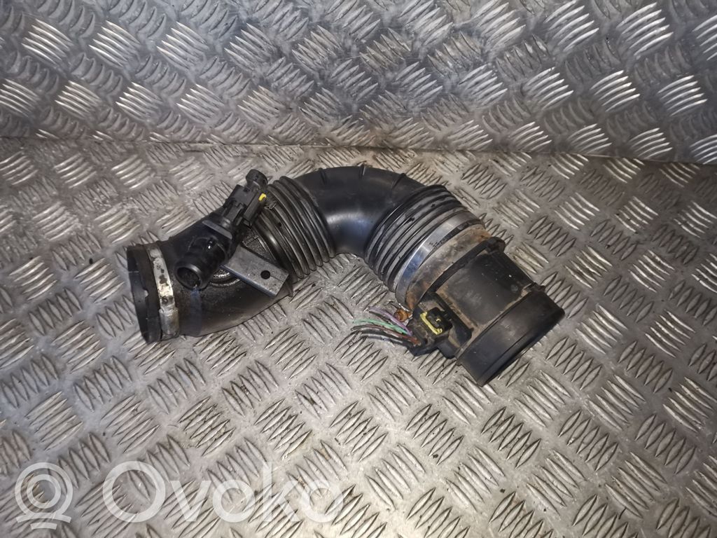 Opel Insignia A Przepływomierz masowy powietrza MAF 