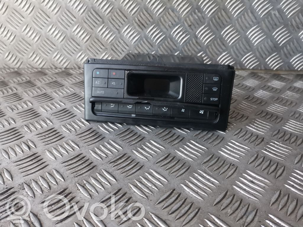 Renault Laguna I Climate control unit 