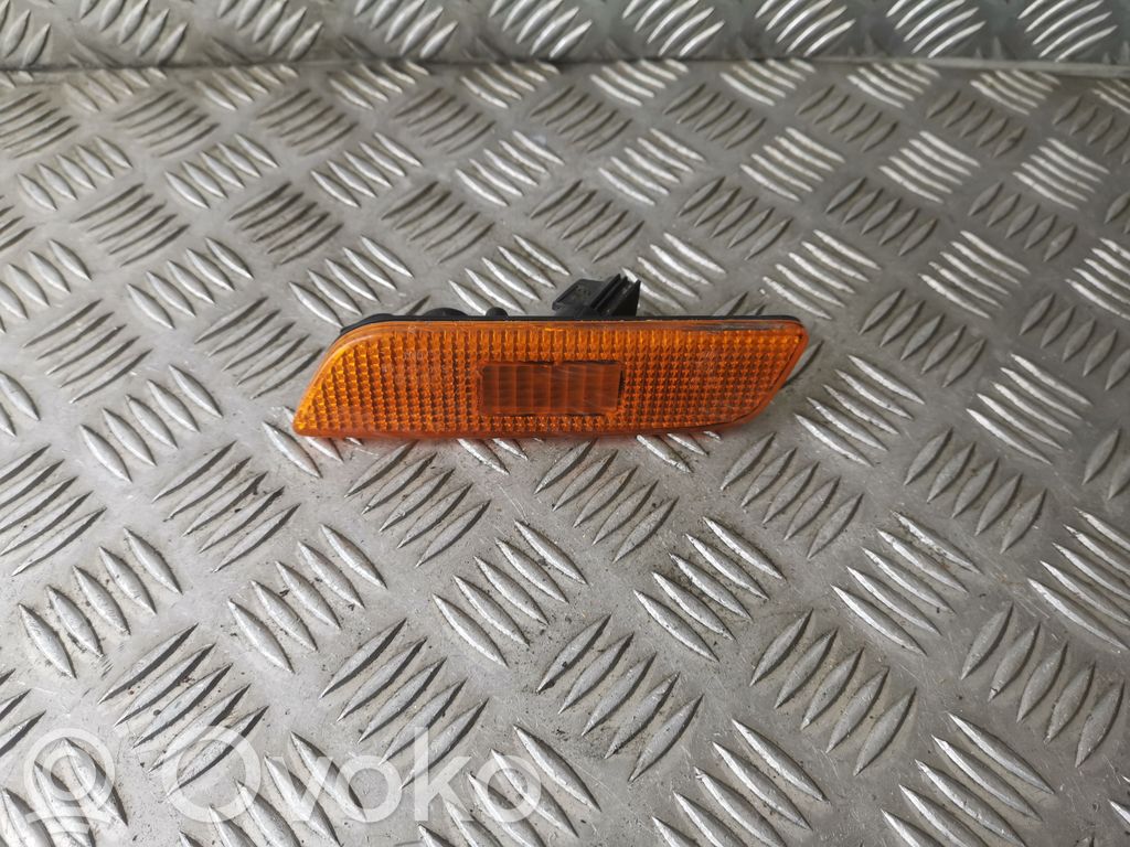 Volvo S80 Front indicator light 