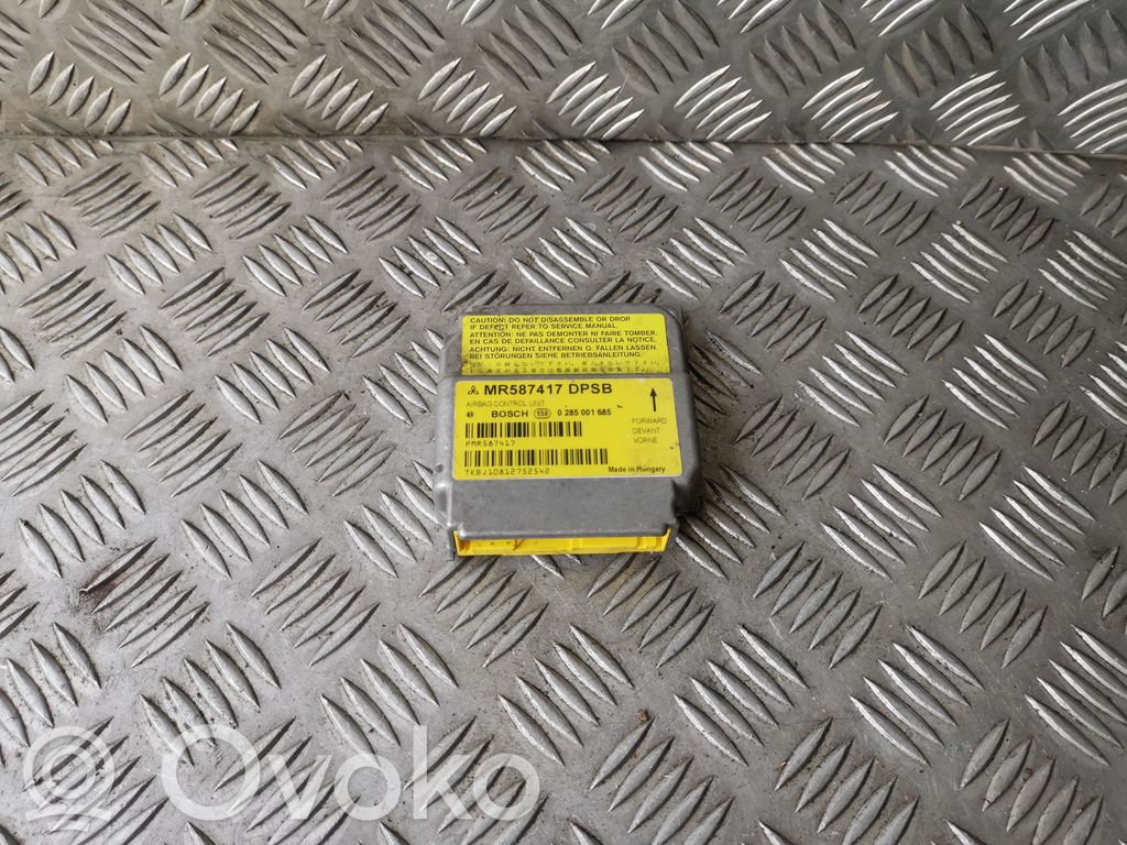 Mitsubishi Colt Airbag control unit/module 