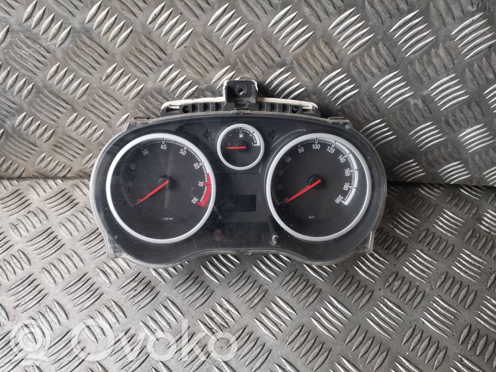Opel Corsa D Speedometer (instrument cluster) 