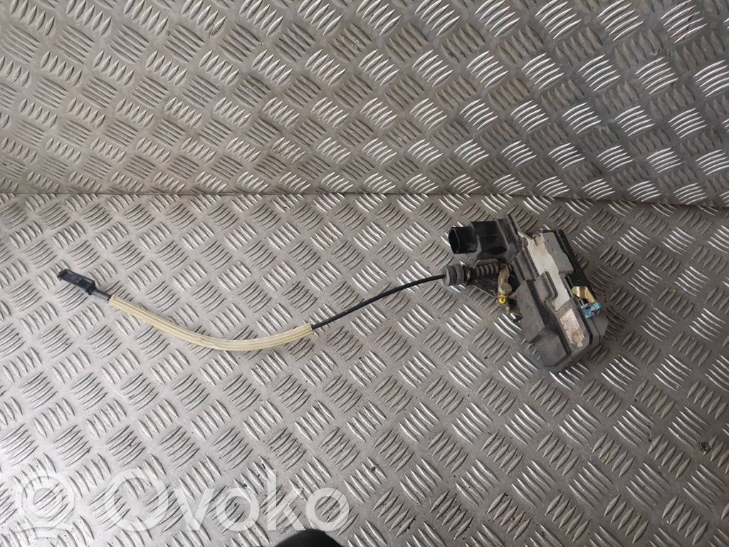 Volvo XC90 Rear door lock 