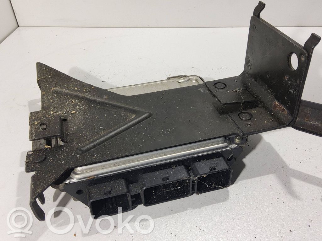 Renault Megane II Engine control unit/module 