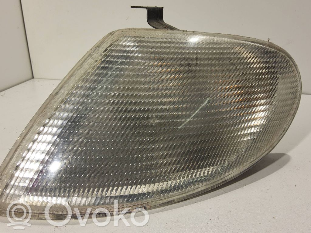 Seat Alhambra (Mk1) Front indicator light 