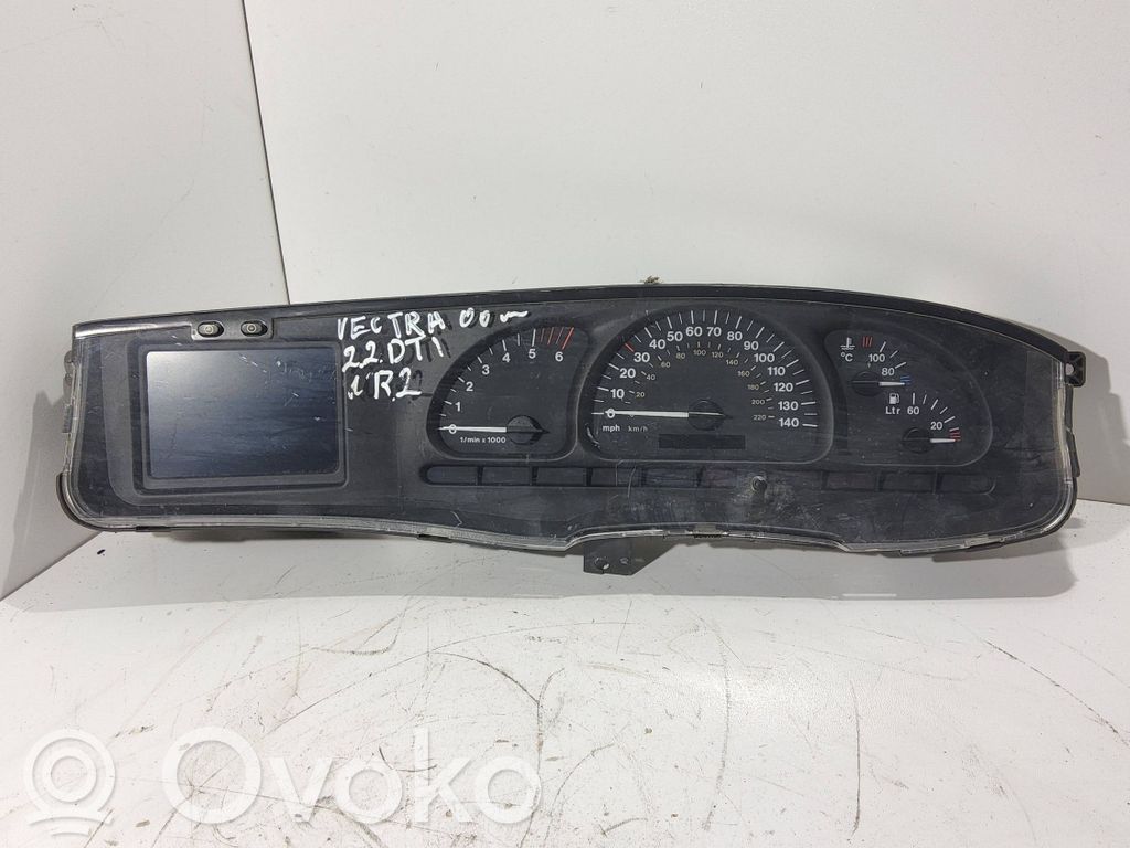 Opel Vectra B Compteur de vitesse tableau de bord 