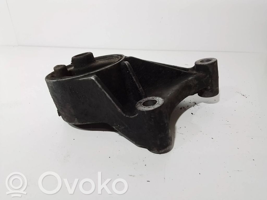 Engine mount bracket   13125635