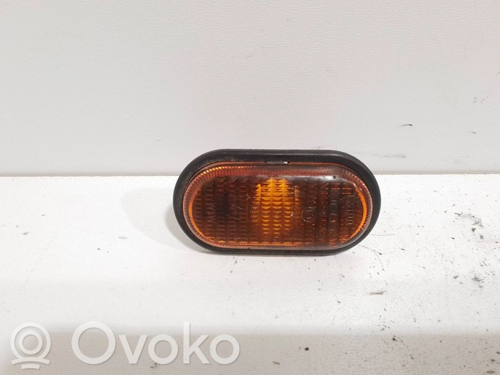 Seitenblinker   0142789
