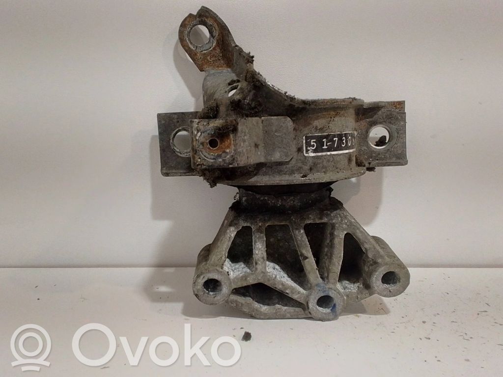 Fiat 500 Engine mount bracket 